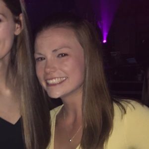 Meet your Posher, Elise